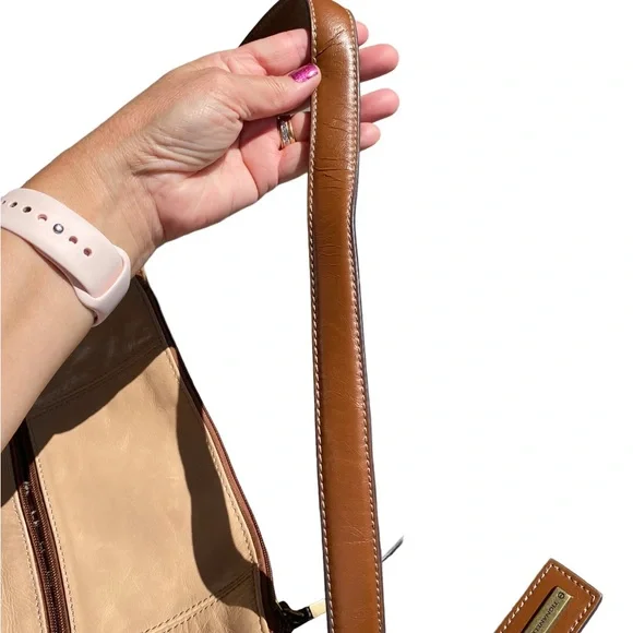 Tignanello Leather Tan and Brown Shoulder Bag Purse - Picture 8 of 14